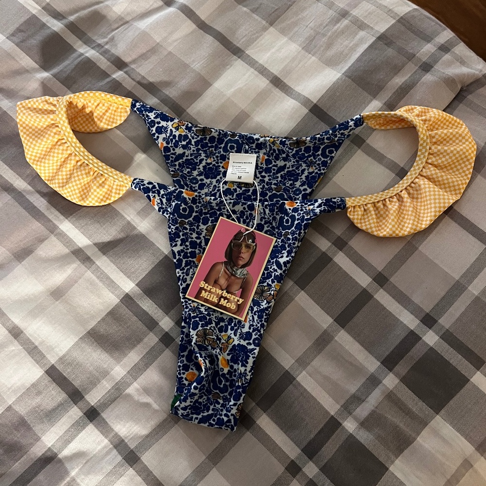 Strawberry milk mob bottoms